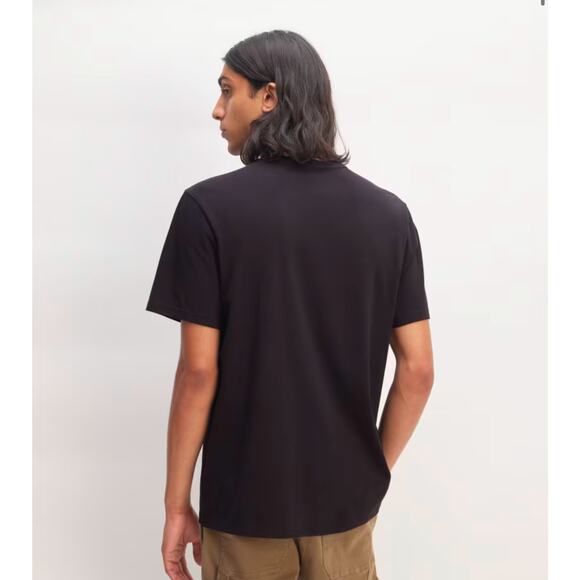 Everlane The Essential Organic V-Neck Tee - Picture 2 of 5